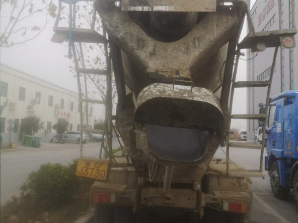 徐工G4806E攪拌車