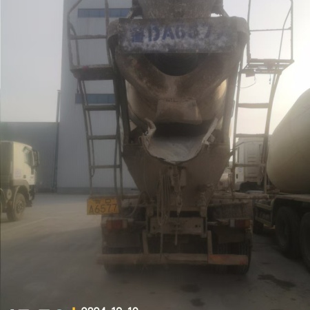 徐工G4806E搅拌车