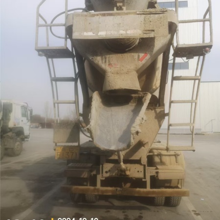 徐工G4806E搅拌车