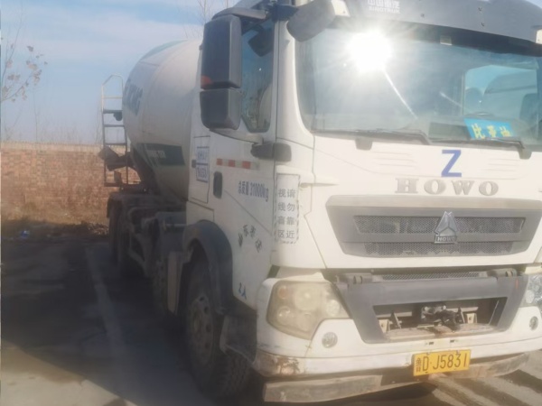 徐工G4806E攪拌車