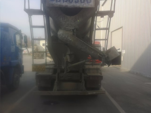 徐工G4806E攪拌車