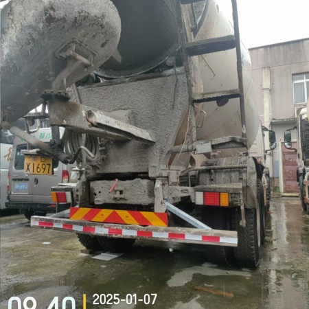 徐工G4806E搅拌车