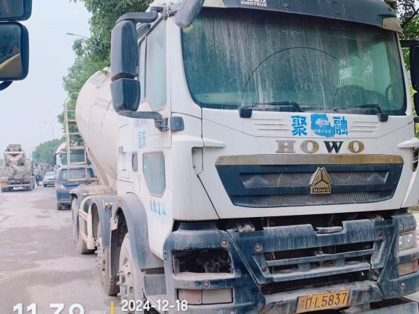 徐工G4806D攪拌車