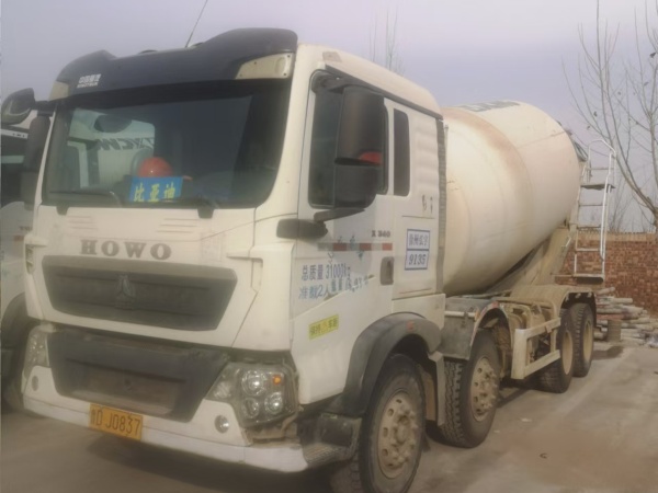 徐工G4140V攪拌車