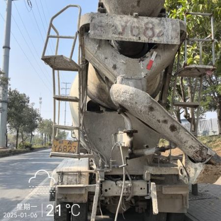 徐工G4805D搅拌车