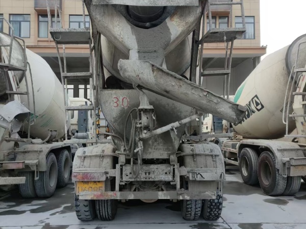 徐工G4804D攪拌車