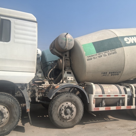 徐工G4804D搅拌车