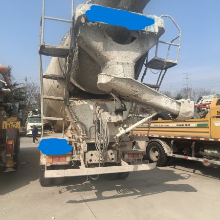 徐工G4804D搅拌车