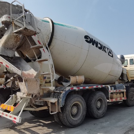 徐工G4804D搅拌车