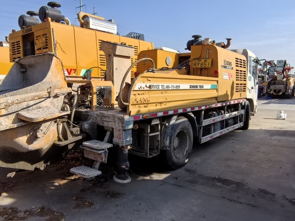 徐工HBC10022V混凝土車載泵