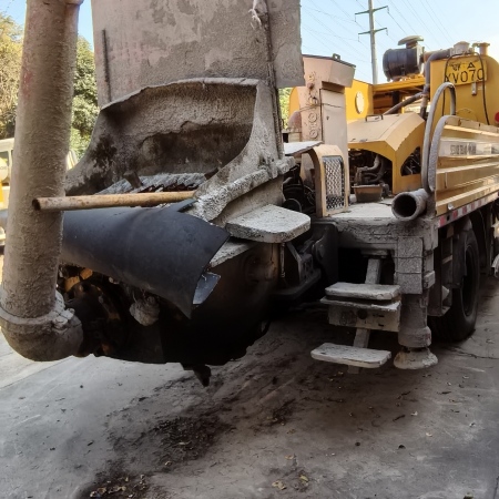 徐工HBC10022V混凝土车载泵