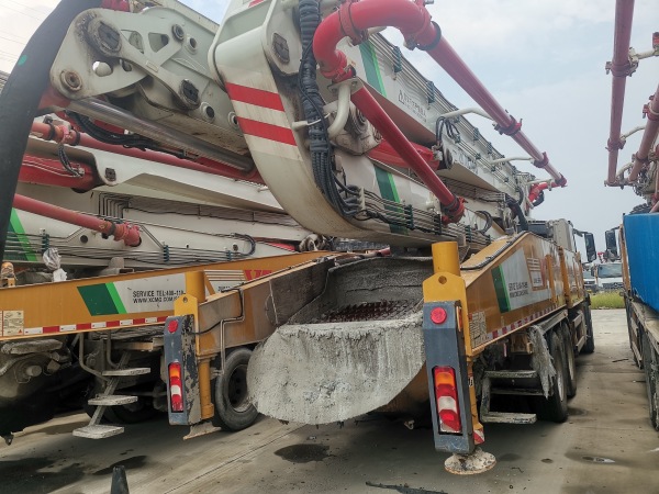 徐工HB52V泵車(chē)