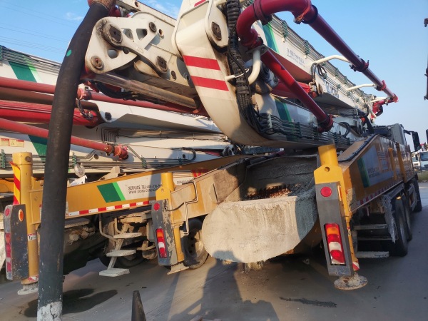 徐工HB52V泵車(chē)