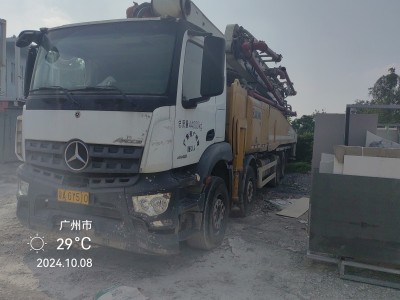 徐工HB62V泵車