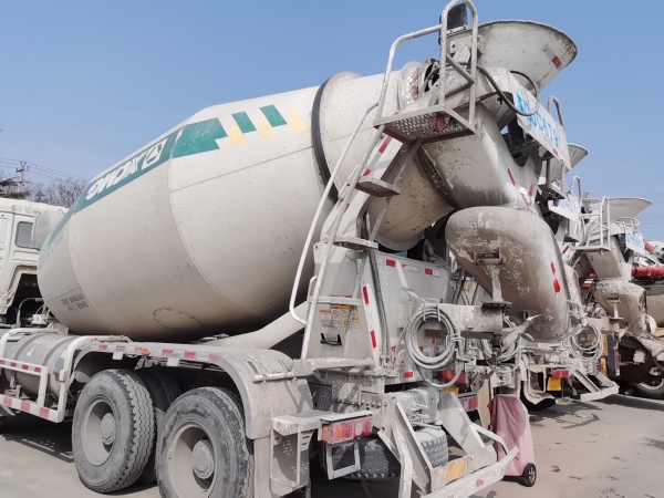 徐工G4804B攪拌車