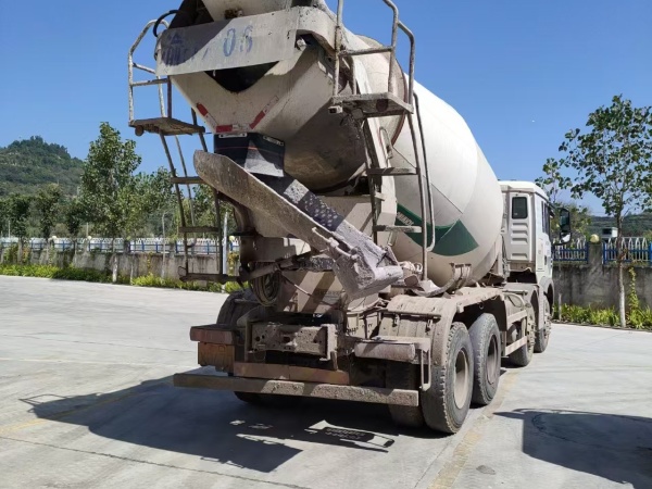 徐工G4804B攪拌車