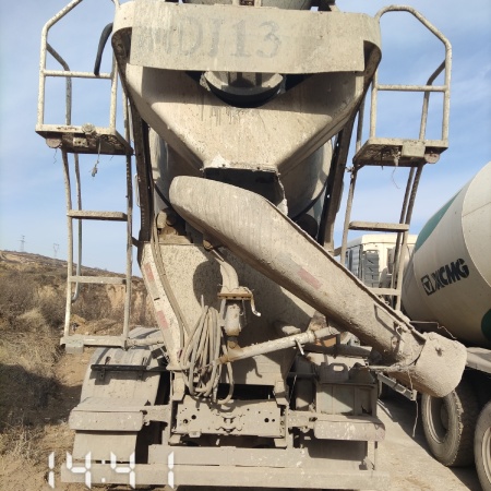 徐工G4804B搅拌车