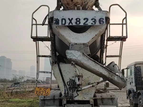 徐工G4804B攪拌車