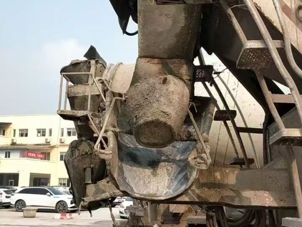 徐工G4804B攪拌車