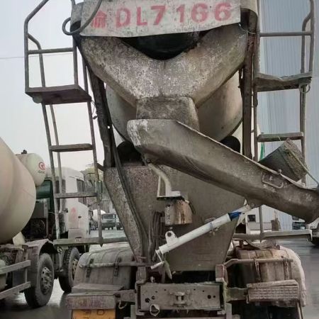 徐工G4804B搅拌车