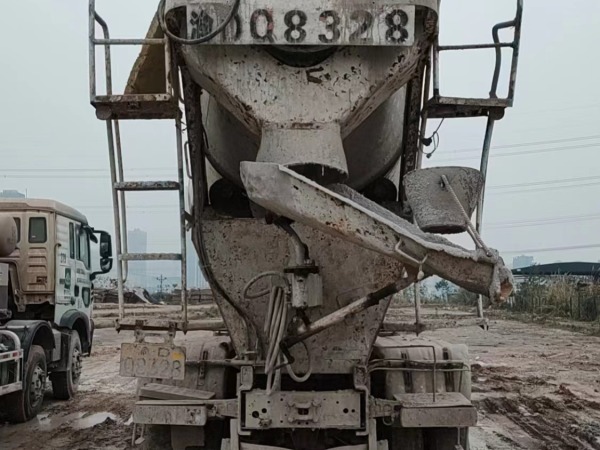 徐工G4804B攪拌車