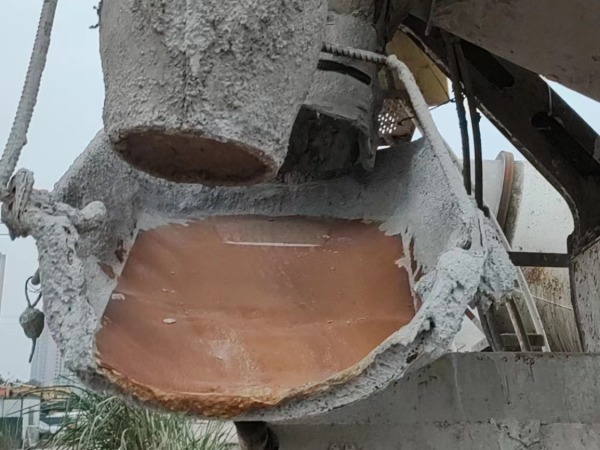 徐工G4804B攪拌車