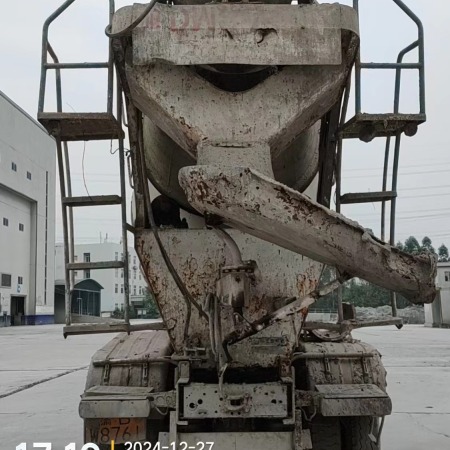 徐工G4804B搅拌车