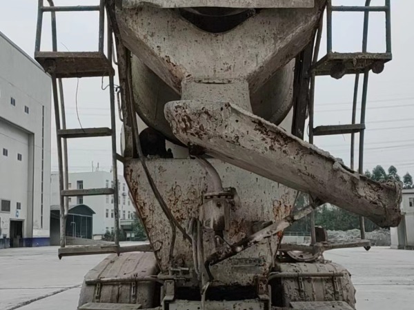 徐工G4804B攪拌車