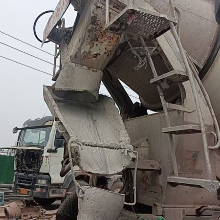 徐工G4804B搅拌车