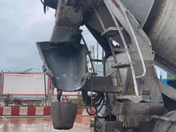 徐工G4804B攪拌車