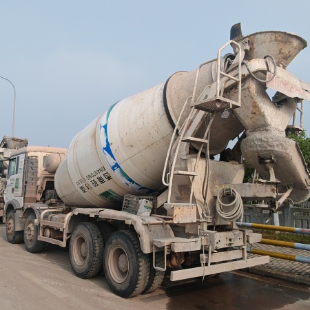 徐工G4804B搅拌车