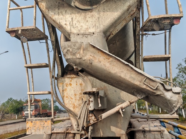 徐工G4804B攪拌車