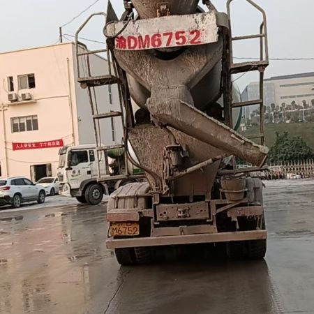 徐工G4804B搅拌车