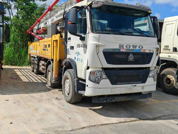 徐工HB58V泵車(chē)