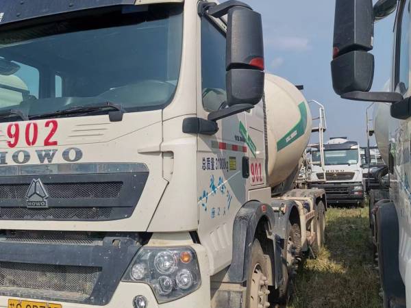 徐工G4802D攪拌車(chē)