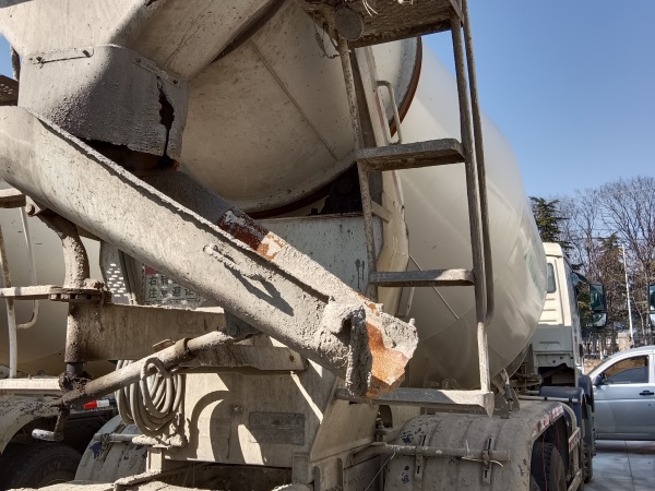 徐工G4804B攪拌車