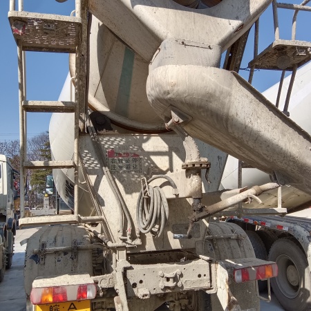 徐工G4804B搅拌车