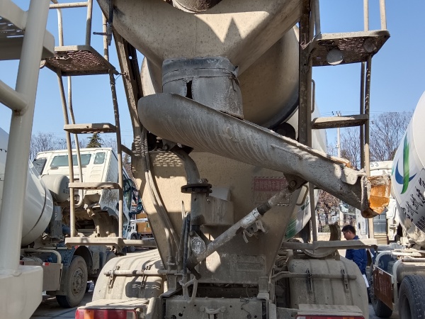 徐工G4804B攪拌車