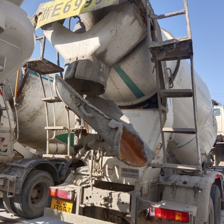 徐工G4804B搅拌车