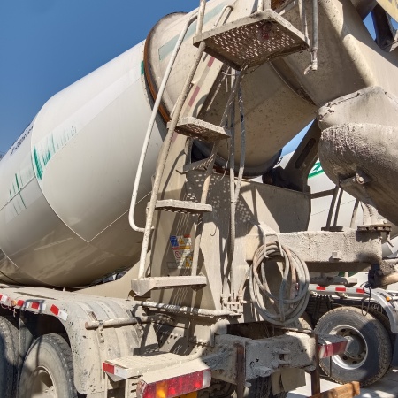 徐工G4804B搅拌车