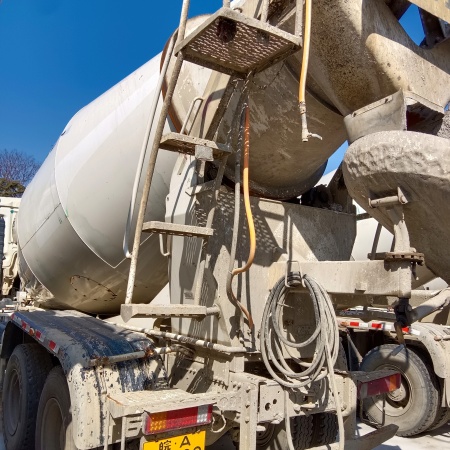 徐工G4804B搅拌车