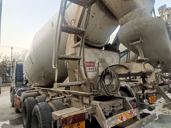 徐工G4804B攪拌車