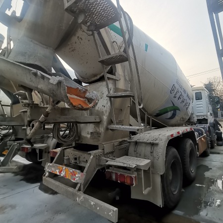 徐工G4804B搅拌车