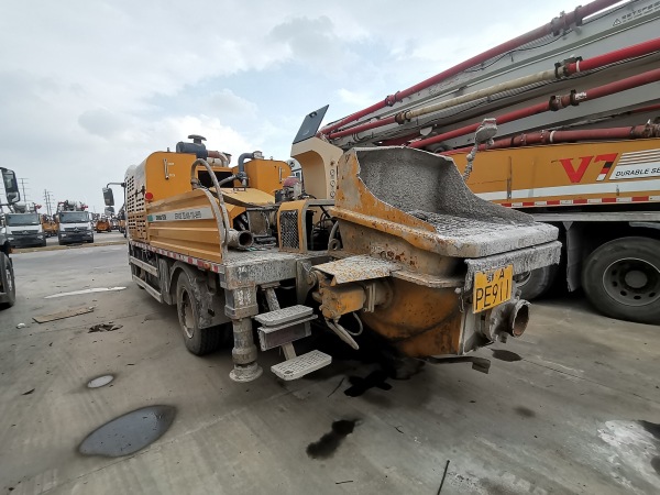 徐工HBC10022V混凝土車載泵