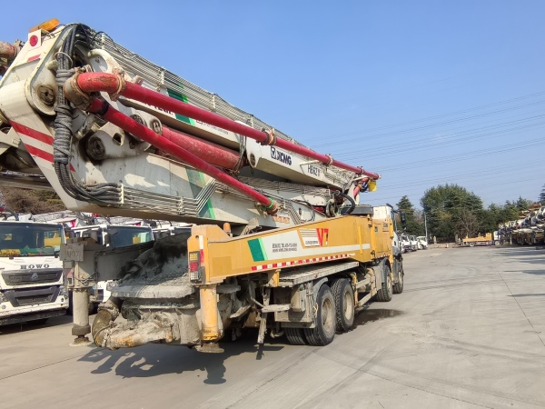 徐工HB58V泵車(chē)