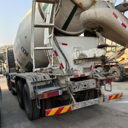 徐工G4805D搅拌车