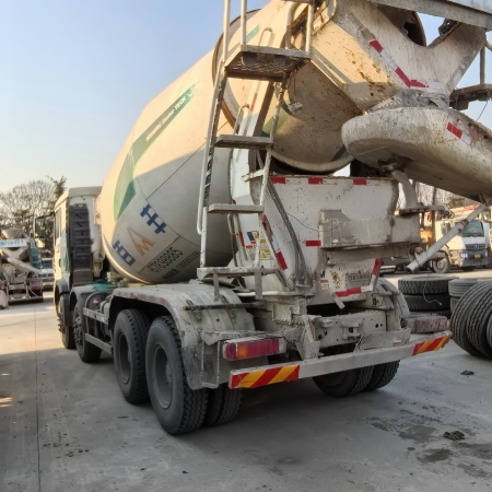 徐工G4805D搅拌车