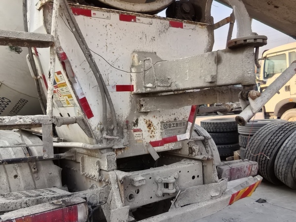 徐工G4805D攪拌車