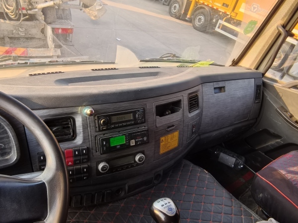 徐工G4805E攪拌車