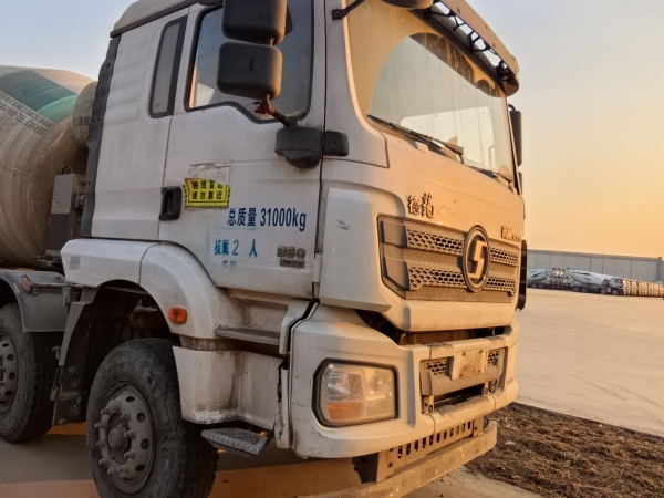 徐工G4805E攪拌車